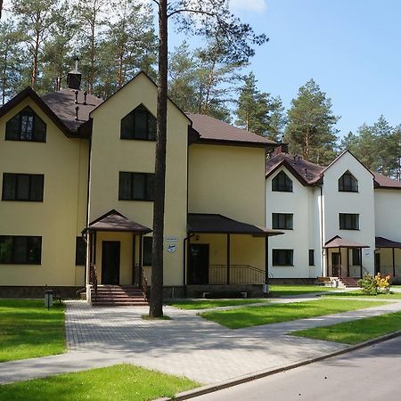 Isloch Park Hotel Rakaw Exterior photo