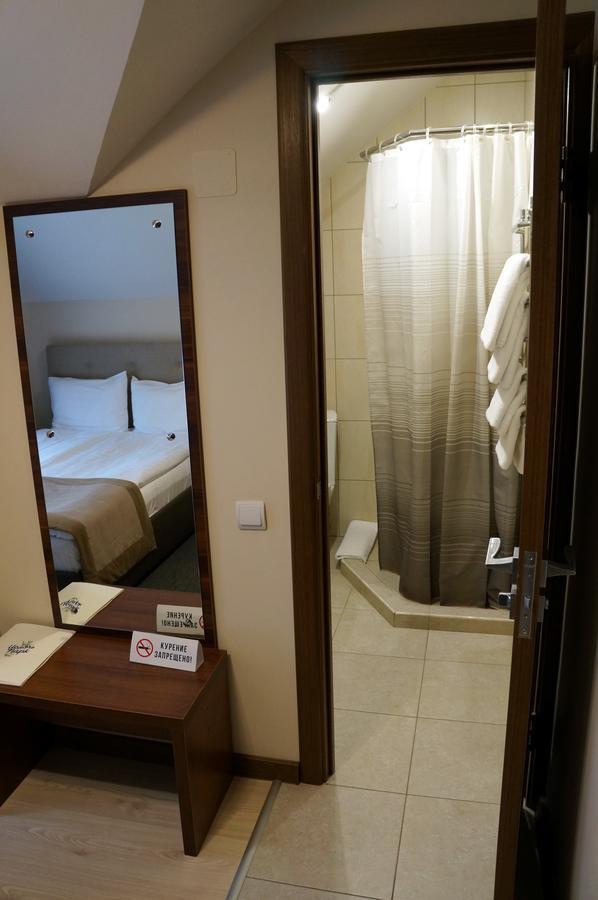 Isloch Park Hotel Rakaw Exterior photo
